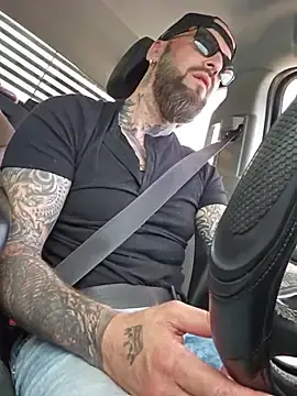 Stripchat Sex Chat of Beardedtattood