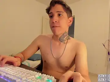 Stripchat Adult Video Chat of Michael_v77
