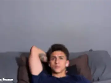 Stripchat Adult Webcam of salvatore_romanoo