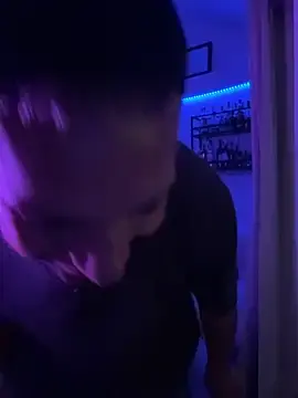 Stripchat Live Sex Cam of Gipsyboysteve
