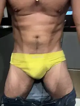 Stripchat Live Sex of kzado37