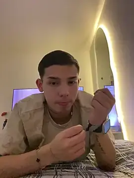 Stripchat Adult Video Chat of Aron_maxx