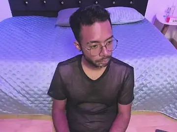 Stripchat Sex Cam of Arez_Vortex_