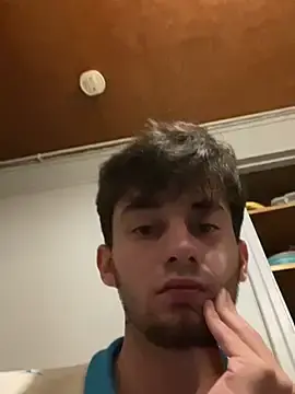 Stripchat Live Porn of Cestmoi84