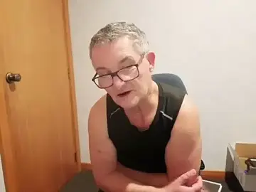 Stripchat Live Sex Cam of daddy_man