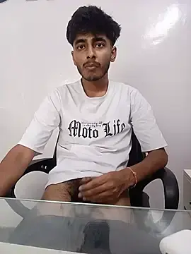 Stripchat Sex Cam of ArckedlinerTempt