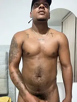 Stripchat Sex Cam of black_ryder_23cm