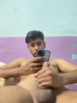 Stripchat Watch Live Sex Cams of Theguyat12am