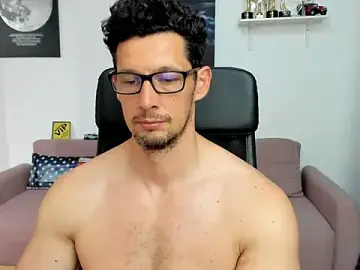 Stripchat Live Porn of BrutusK08