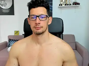 Stripchat Live Porn of BrutusK08