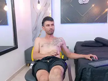 Stripchat Best Webcam of KingOfTemptation