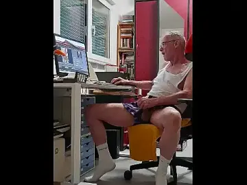 Stripchat Live Porn of BerndisCam