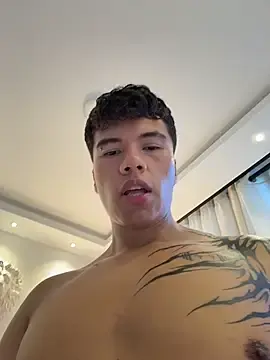 Stripchat Adult Webcam of Logan_smith1