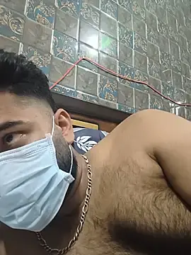 Stripchat Sex Cam of TNTBOSS01