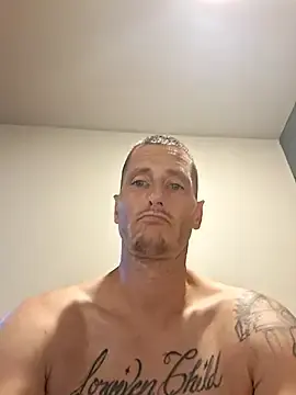 Stripchat Live Sex of majestic4u