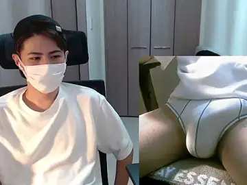 Stripchat Live Sex Cam of ryota__ty