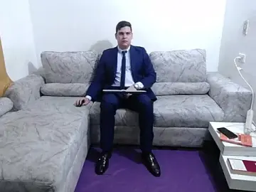 Stripchat Nude Webcam of Victor_Maitland