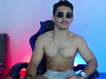 Stripchat Adult Webcam of caius_bigcock1