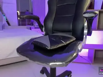Stripchat Free Live Porn of Axel_grey_