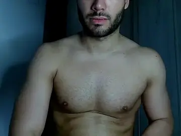 Stripchat Live Sex Cam of Justynn1