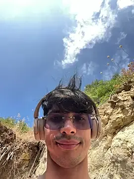 Stripchat Free Porn Cam of David_Tresh5