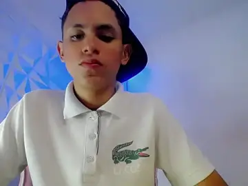 Stripchat Best Webcam of sombra_18