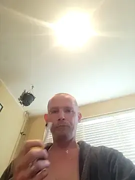 Stripchat Live Porn of piercingpik