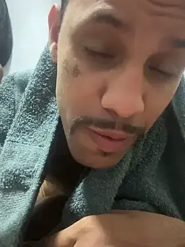 Stripchat Watch Live Sex Cams of Novinhofalcon