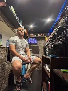 Stripchat Free Porn Cam of trainwithme
