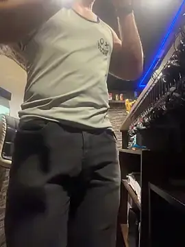 Stripchat Free Porn Cam of trainwithme
