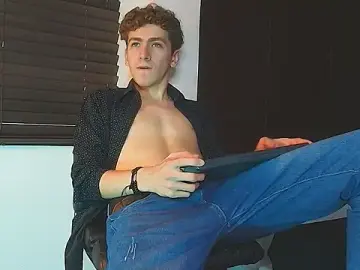 Stripchat Adult Webcams of Tyler_Mcrey