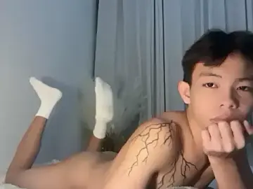 Stripchat Sex Cam of hottasianboy