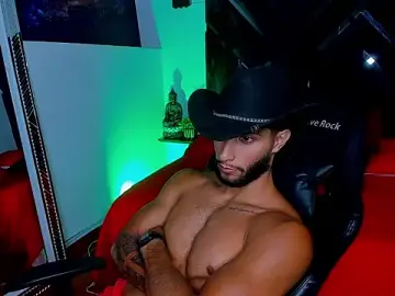 Stripchat Nude Webcam of Emmet_CollinsJS