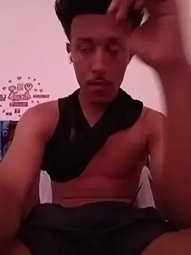 Stripchat Free Porn Cam of Montygotabd