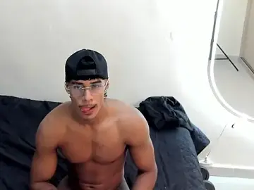 Stripchat Free Live Porn of Joao_da_silva19