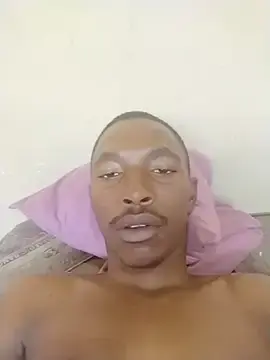 Stripchat Live Sex Cam of alphamale25