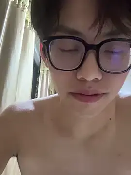 Stripchat Free Porn Cam of Ethan7063