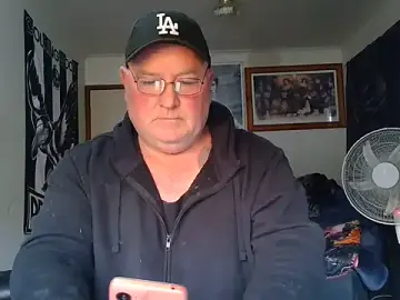 Stripchat Live Sex Cam of KINKYBLUEYES69