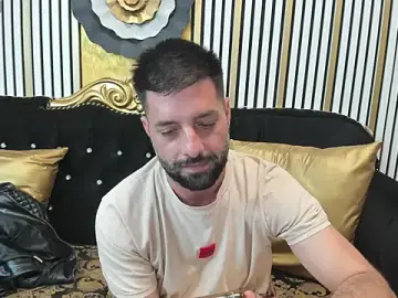 Stripchat Watch Live Sex Cams of TommyDum