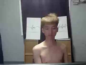Stripchat Free Live Porn of Fem_phiLboy69