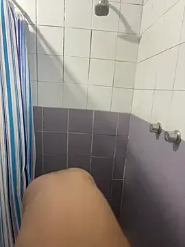 Stripchat Sex Cam of Chillo956