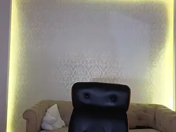 Stripchat Free Live Porn of MaxKaiden