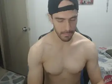 Stripchat Sex Cam of samuelgarcia_