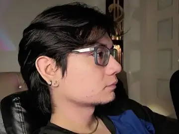 Stripchat Live Porn of davoxer