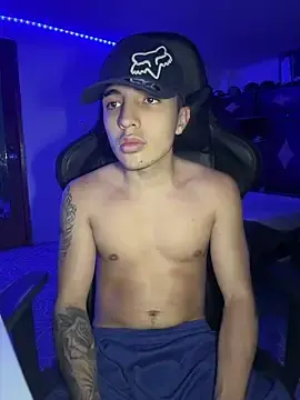 Stripchat Sex Cam of pabonsito