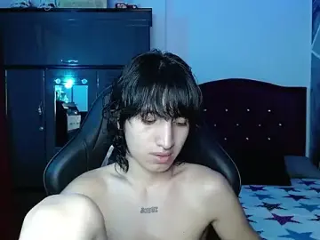 Stripchat Nude Webcam of littlextreme