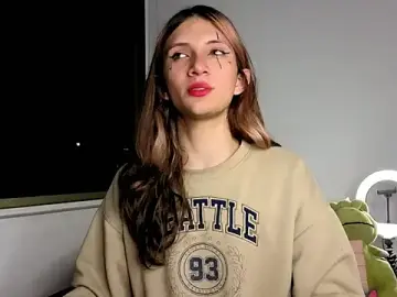Stripchat Live Porn of Feniix__
