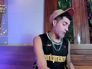 Stripchat Free Porn Cam of DrakeNeumann