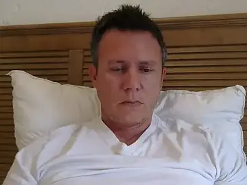 Stripchat Free Porn Cam of TroyDieselXXX