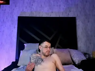 Stripchat Live Sex of CodyWalkerR